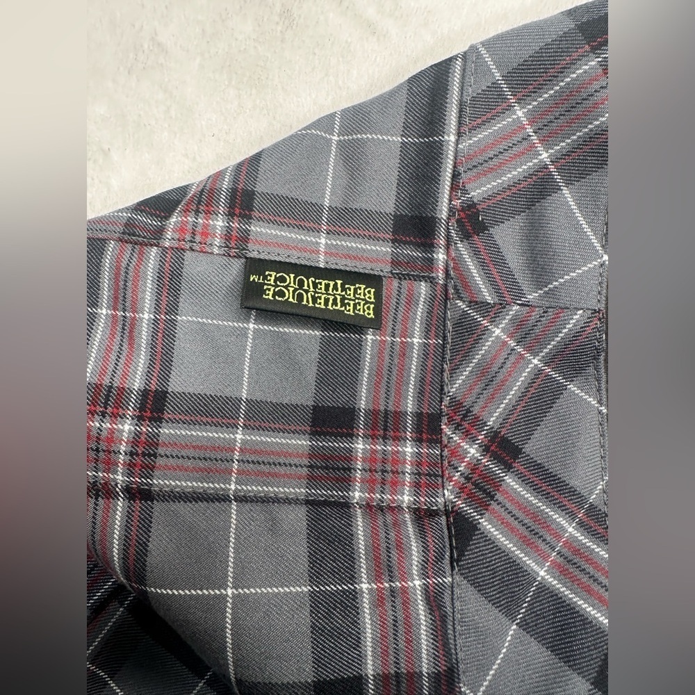 Beetlejuice Astrid Gray Plaid Skirt Uniform Size XL Skort Pleated Women - Picture 6 of 11